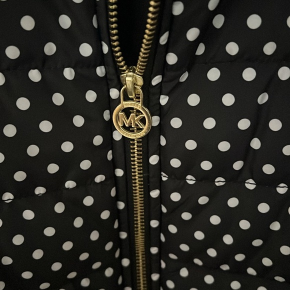 Black and White Polka Dot Vest - Picture 3 of 4